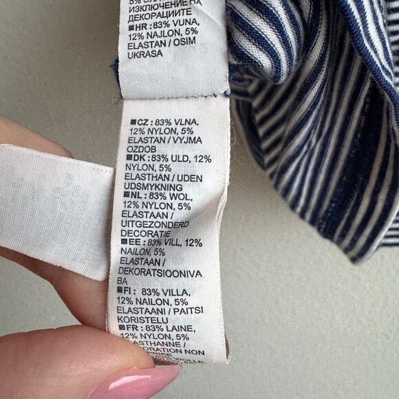 Icebreaker T-Shirt Womens S Blue Striped Merino Wool Blend Hiking Climb Nature - Picture 4 of 4